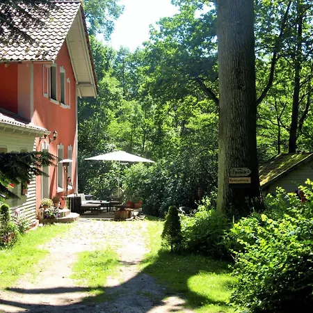 Altes Forsthaus Garzau Appartement Buitenkant foto